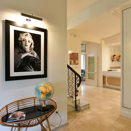 Ξενοδοχείο Majestic 4*