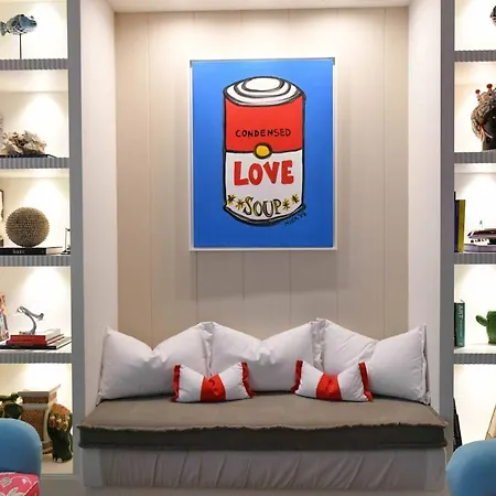 Majestic Ξενοδοχείο 4*