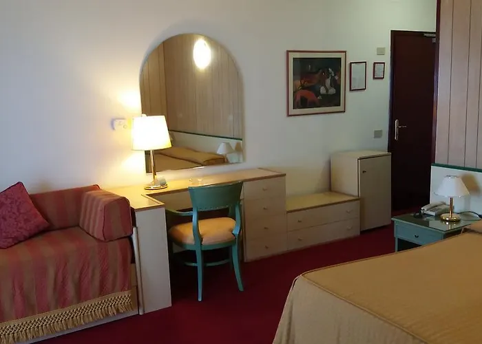 Majestic Szálloda 4*